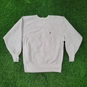 Vintage Champion Reverse-Weave Sweatshirt L/XL 23x26 Crop USA